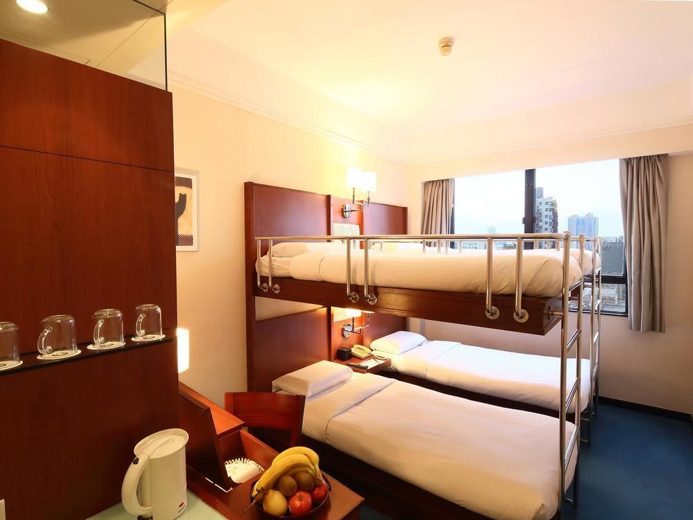 B P International Hotel 4*