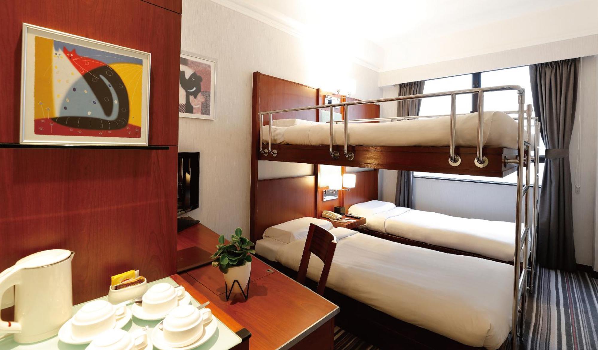 Hotel B P International