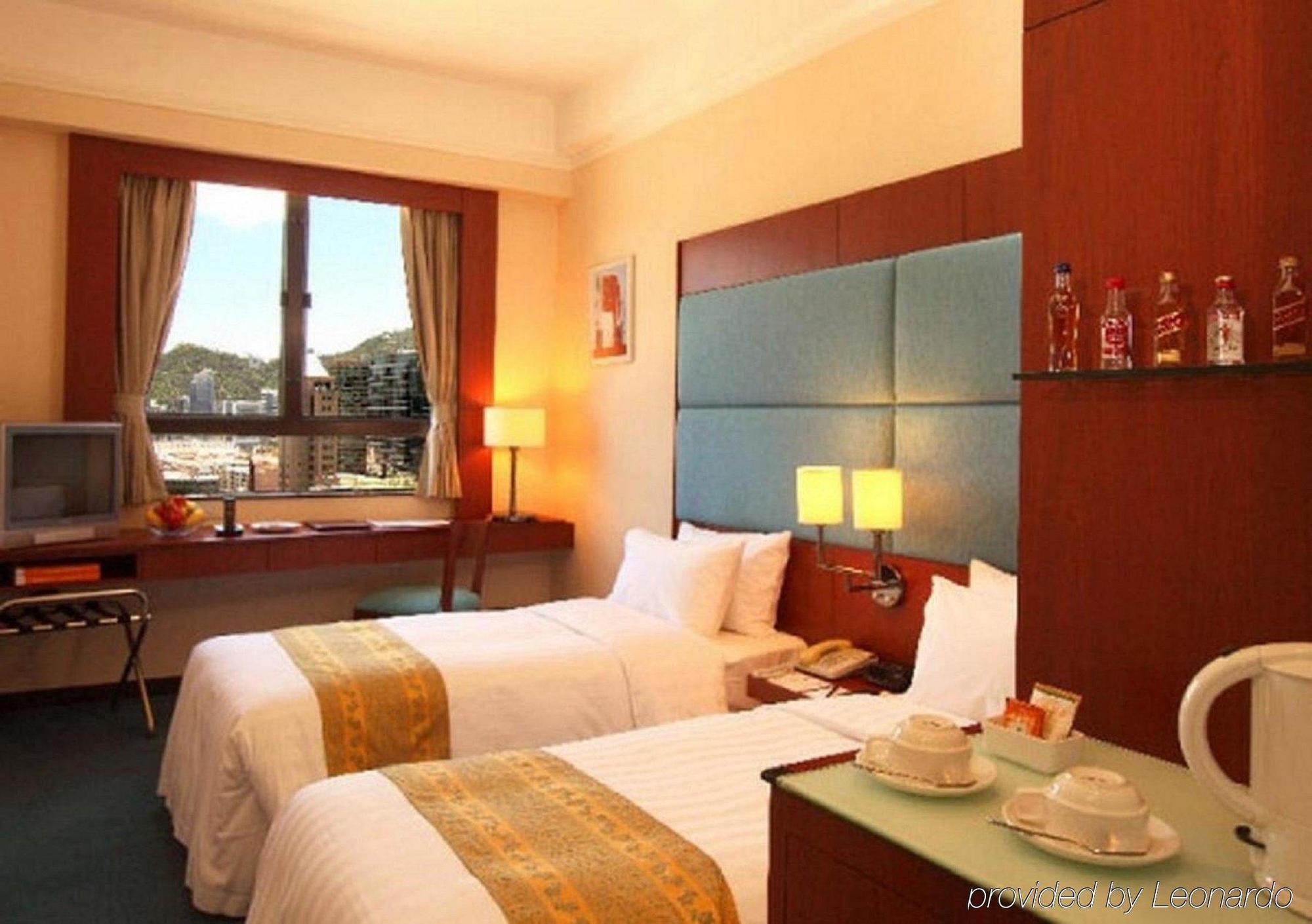 B P International 4*